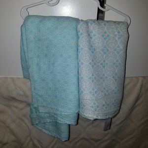 Swaddling blankets